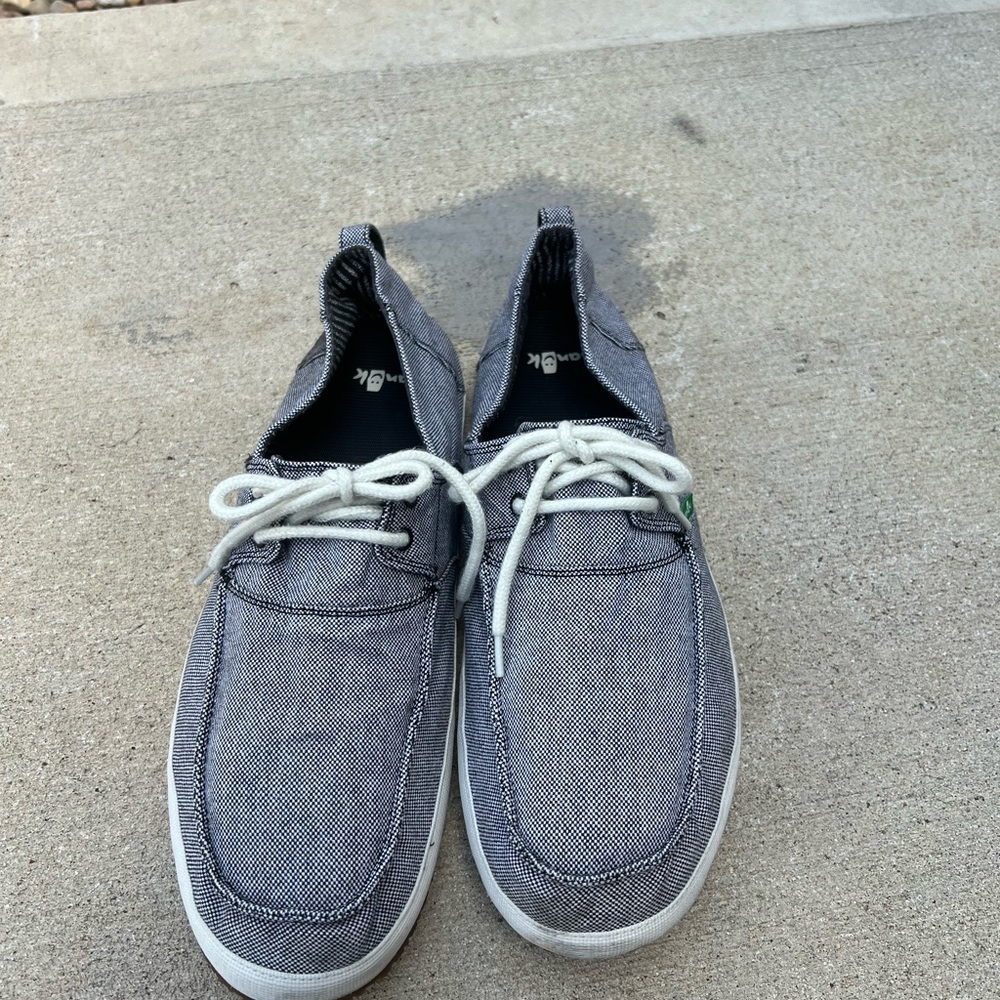 SANUK Gray and White Slip-On Loafers